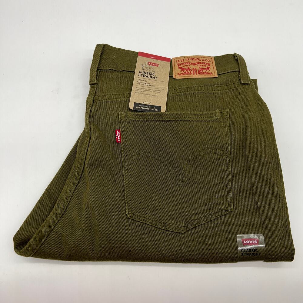 Levi's Womens Mid Rise Classic Straight Jean Size 16medium W33 L30